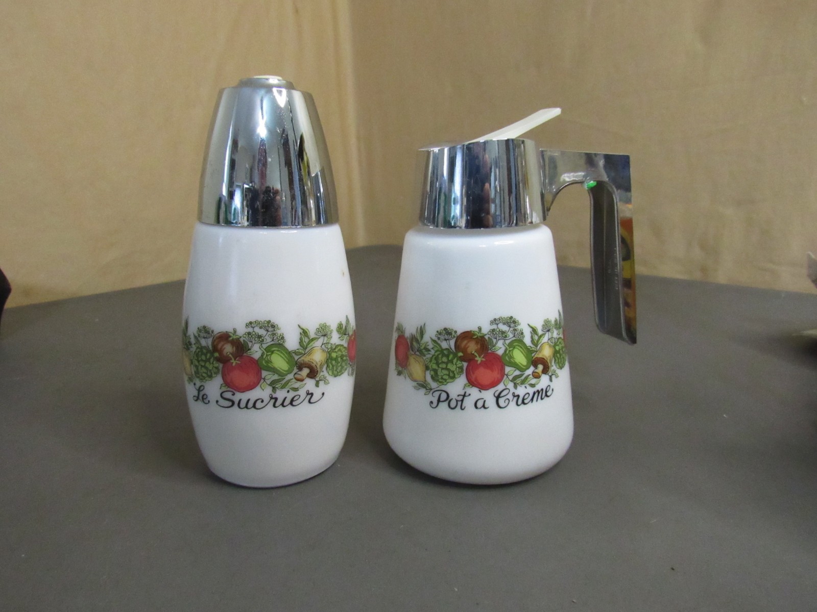 VTG Gemco Cream and Sugar set w/ chrome tops Spice of Life pattern