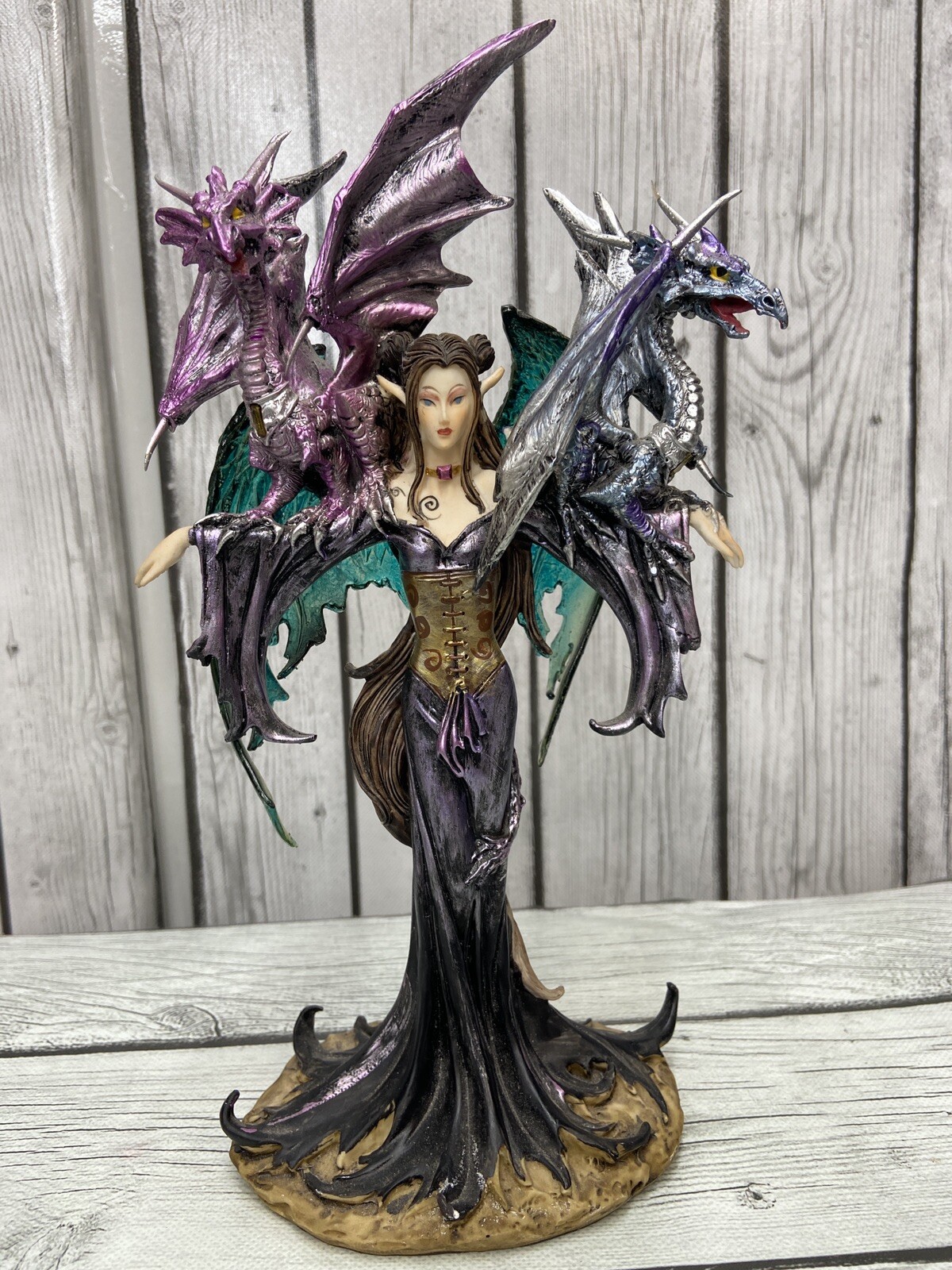 Khaleesi Mother of Dragons Statue Twilight Fairy with two Juvenile Dragon Decor Khaleesi Mother of Dragons Statue Twilight Fairy with two Juvenile Dragon Decor