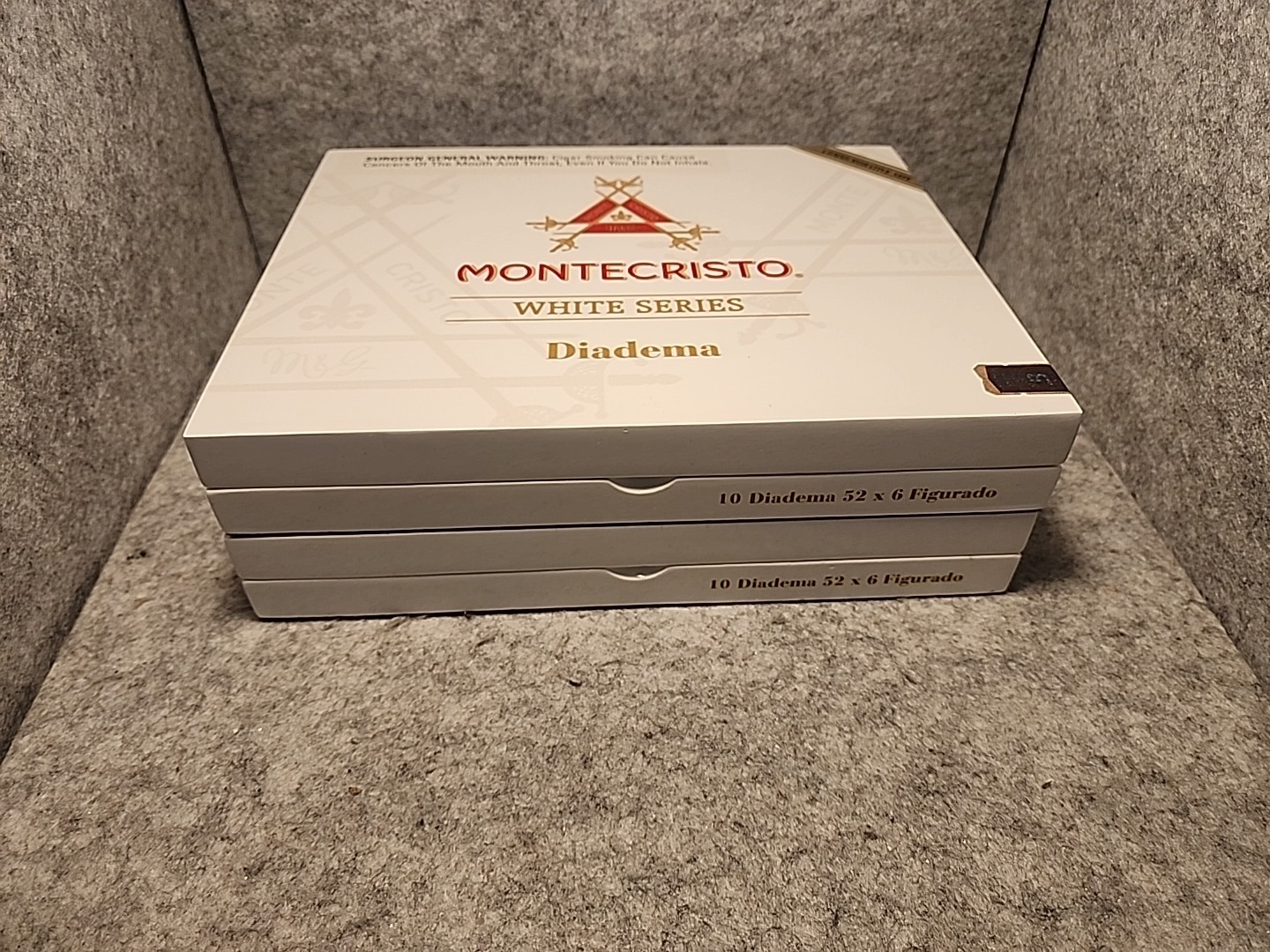 Montecristo White Series Figurado Diadema Wood Cigar Box 9.25\