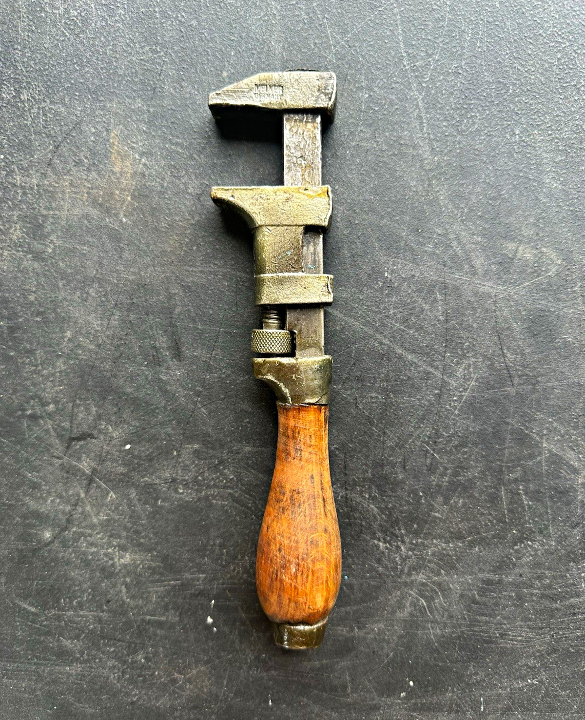 Antique MELKER 8