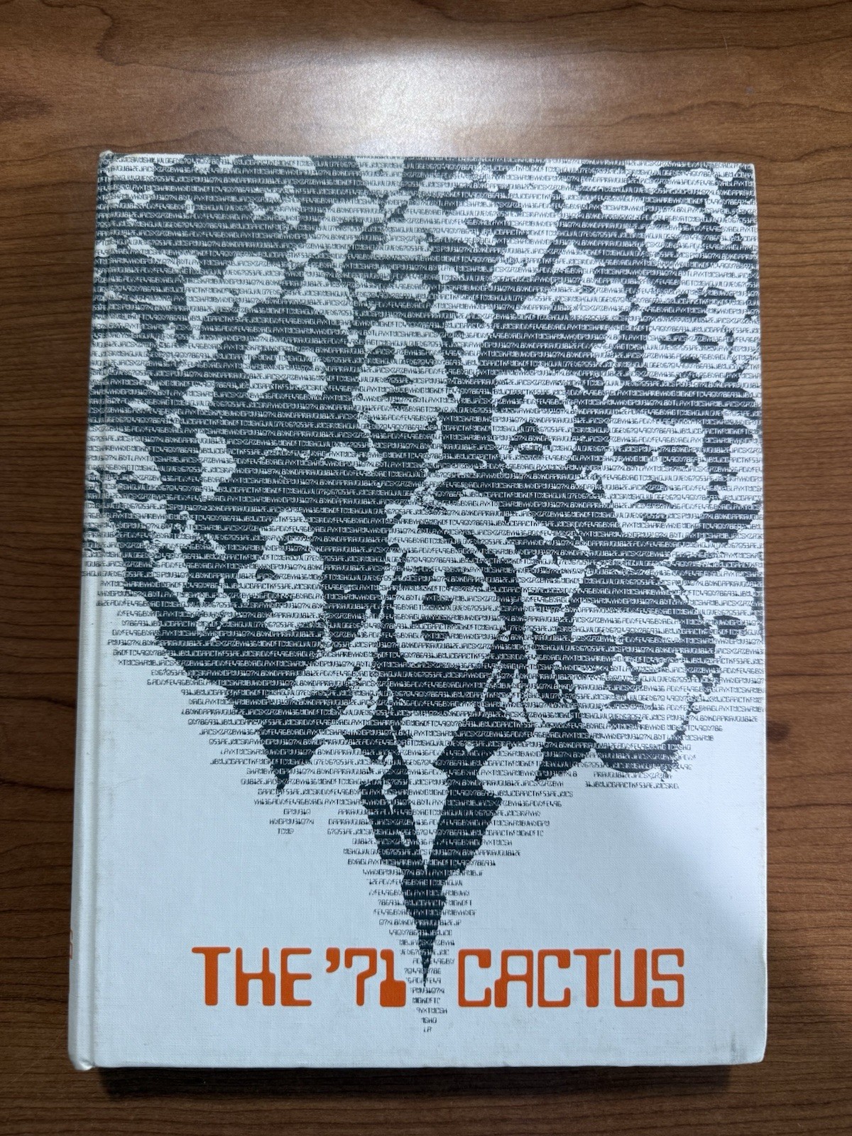 vintage 1971 University of Texas Cactus Yearbook 