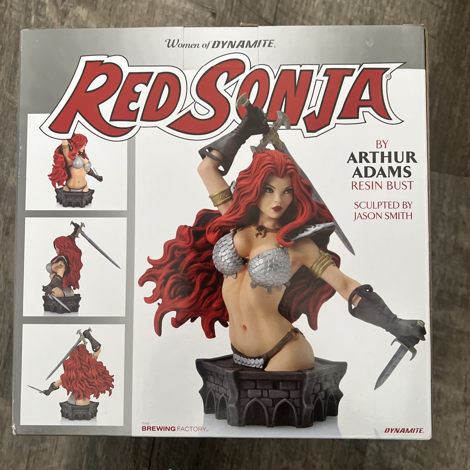 Women Of Dynamite RED SONYA BLACK & WHITE ARTIST PROOF STATUE NIB MINT 81AP/99 Women Of Dynamite RED SONYA BLACK & WHITE ARTIST PROOF STATUE NIB MINT 81AP/99