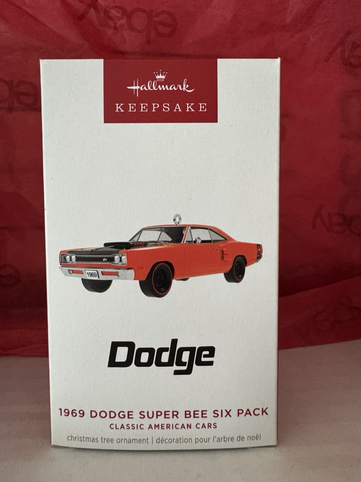 HALLMARK 2025 CLASSIC AMERICAN CARS DODGE 1969 SUPER BEE SIX PACK ORNAMENT