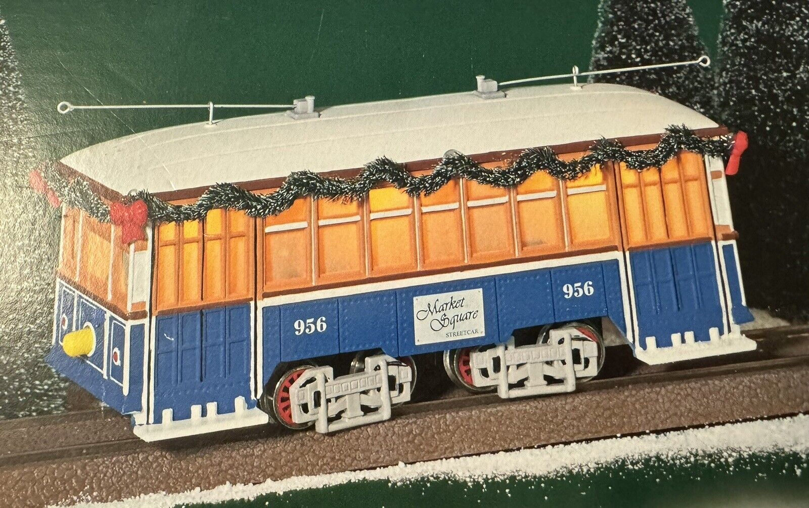 Dept 56 Village Accessories CITY TROLLEY, Set of 6, 53054, NEW in sealed box