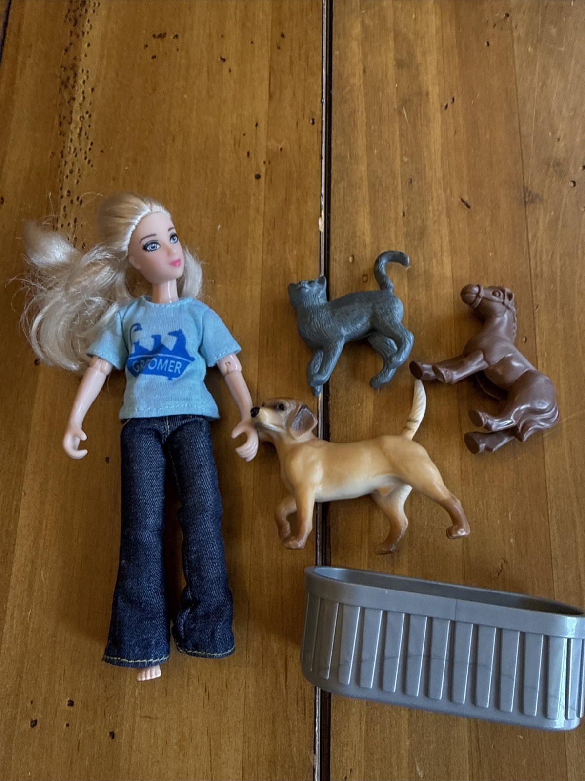 Breyer Classics Pet Groomer Set 62029 Horse and Pet Grooming Kit *READ* Breyer Classics Pet Groomer Set 62029 Horse and Pet Grooming Kit *READ*