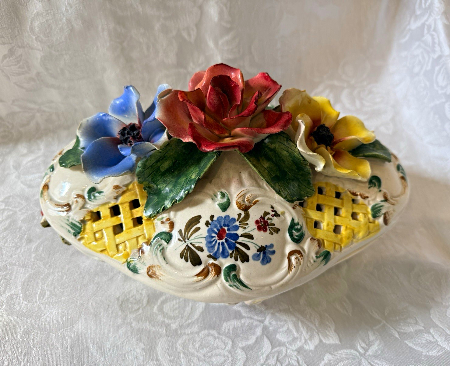 Vintage 1950s Italian Capodimonte Handmade Lidded Dish Centerpiece 12”