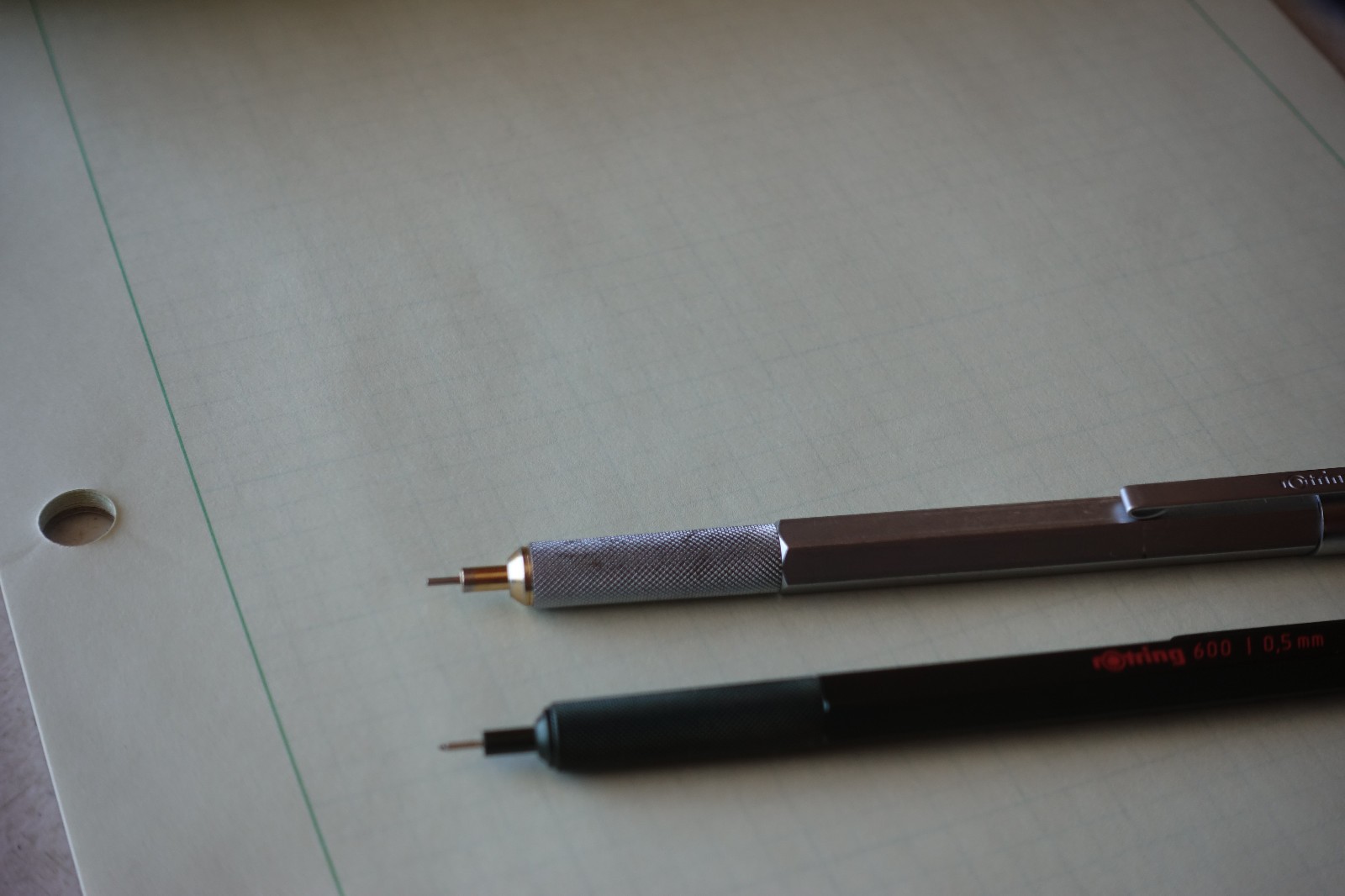 Rotring 800 (silver) + Rotring 600 0.5mm (green) mechanical drafting pencils Rotring 800 (silver) + Rotring 600 0.5mm (green) mechanical drafting pencils