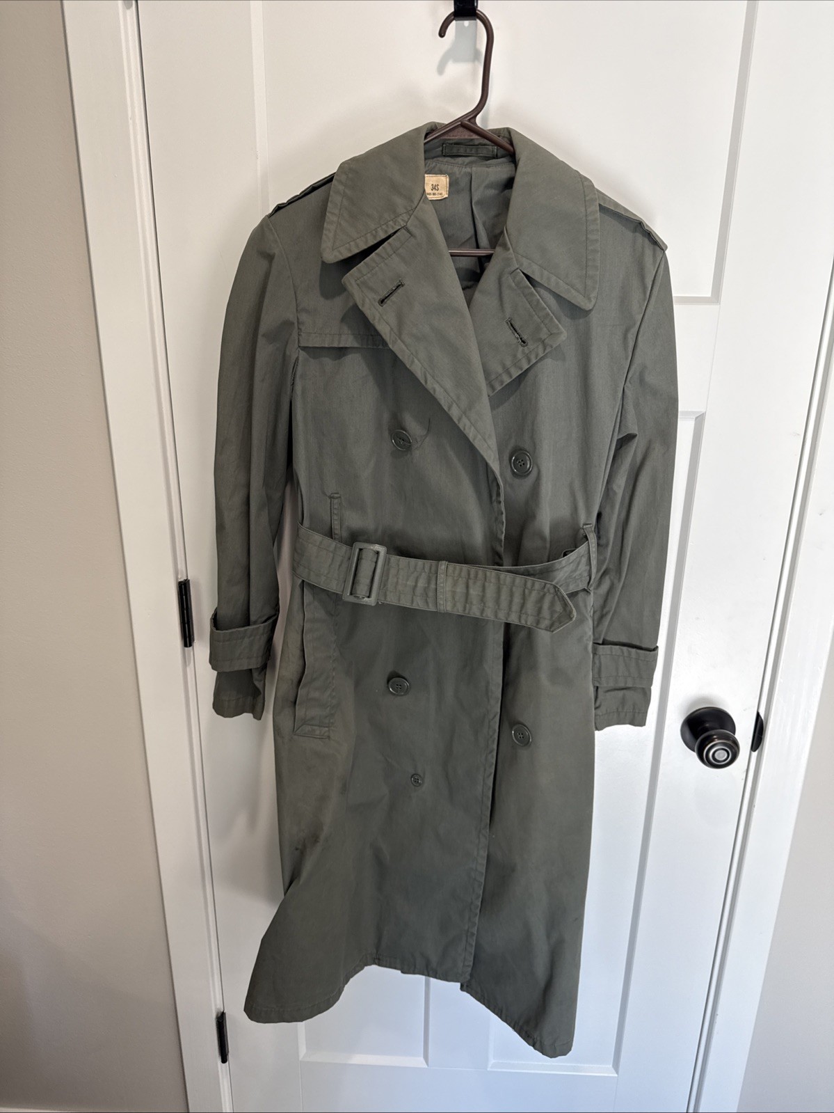 Vintage US Military Raincoat Man’s Cotton And Nylon Army Green 34S Trench Coat