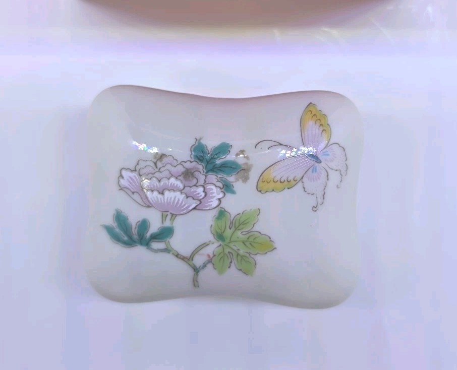 Vintage Takahashi Cho-Cho Porcelain Trinket Box Lid Flowers Butterfly Rectangle