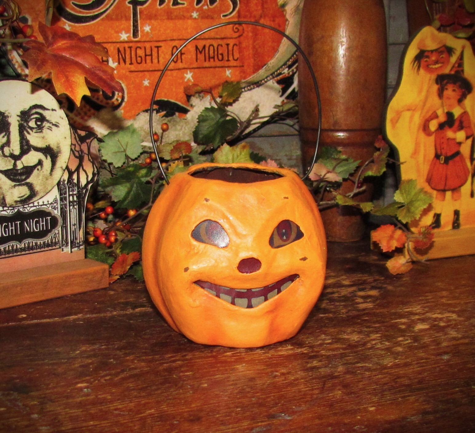 New Bethany Lowe Halloween Vintage Grinning Mini Pumpkin Bucket TJ1328