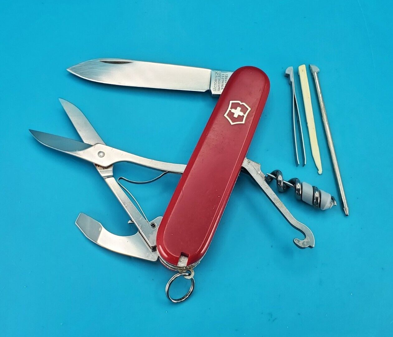 Victorinox Compact Swiss Army Knife Multi Tool 91mm Red