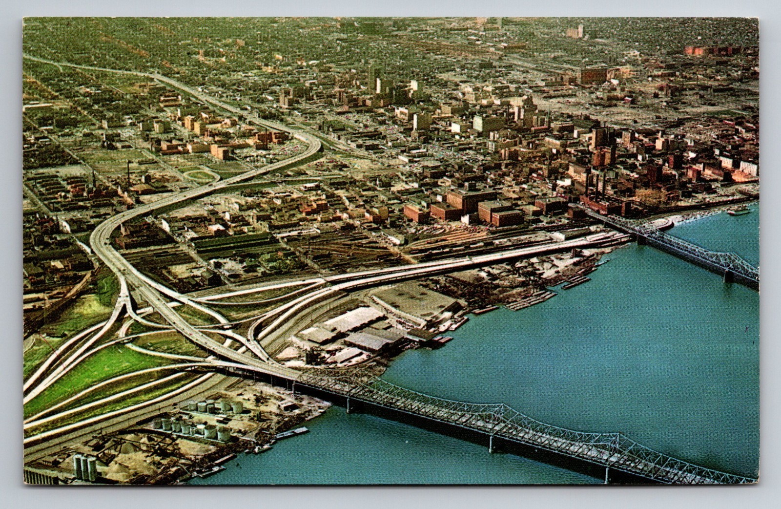 AIRVIEW, OHIO RIVER AND BRIDGES LOUISVILLE, KENTUCKY Unp Vtg Circa 1960 Postcard
