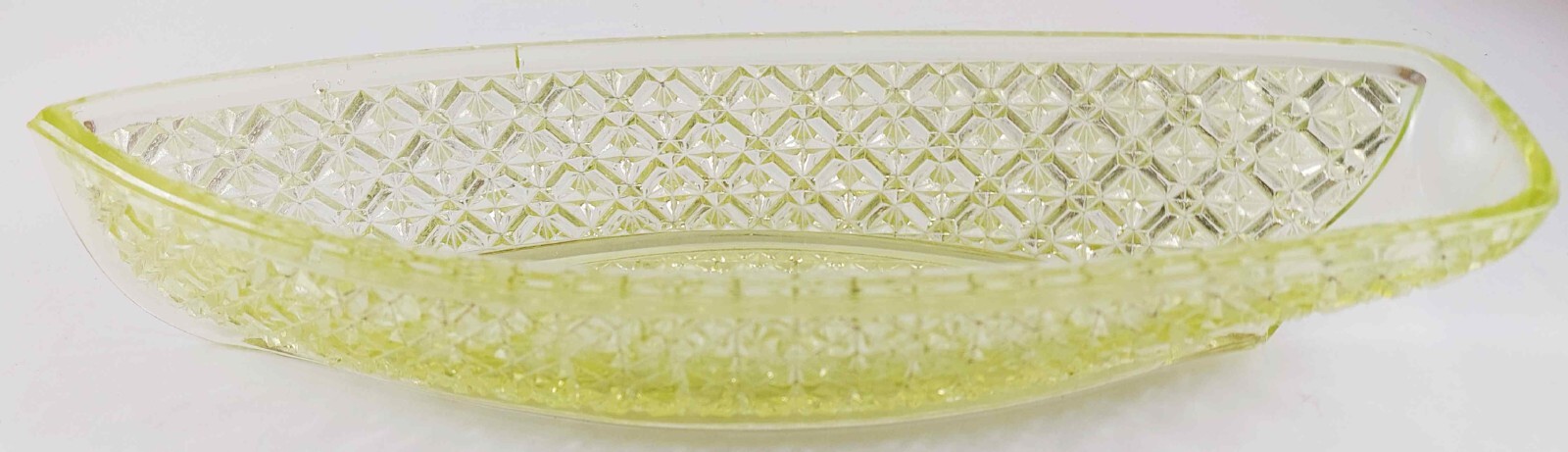 1884 ANTIQUE CAMPBELL JONES & CO VASELINE GLASS YELLOW CANOE BOAT SPICE DISH 11