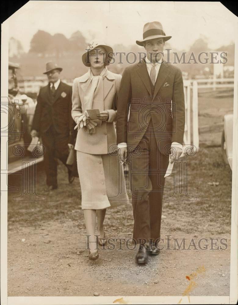 1931 Press Photo Millicent Hammond and Robert Stevens attend race at Far Hills