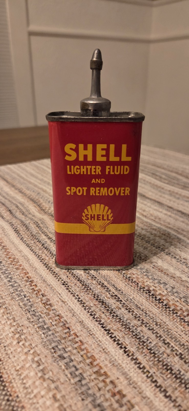VINTAGE 1940\'s SHELL LIGHTER FLUID & SPOT REMOVER HANDY 4oz OILER TIN