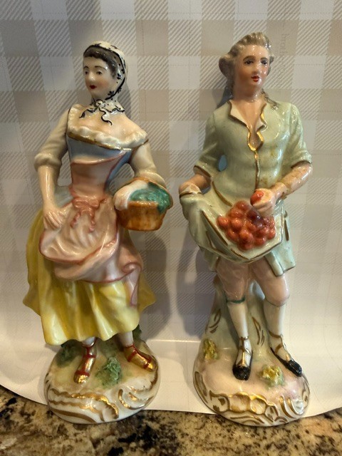 Vintage Arnart Creations Hand Painted Porcelain Colonial Courting Couple