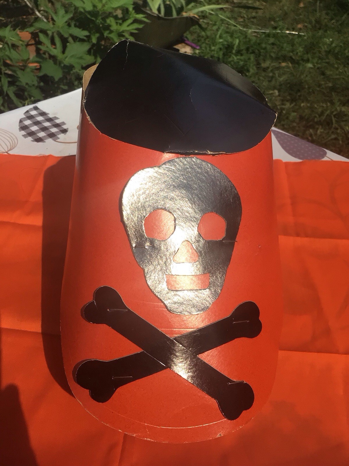 VTG-Antique Halloween Paper HatCardboard- DIECUT Party HAT☠️ SKULL& CROSSBONES~
