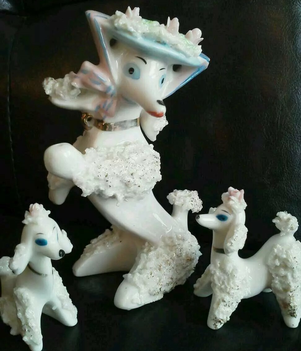 Spaghetti Poodle Figurine Family vtg 1950s Mother and Pups Bonnets Roses