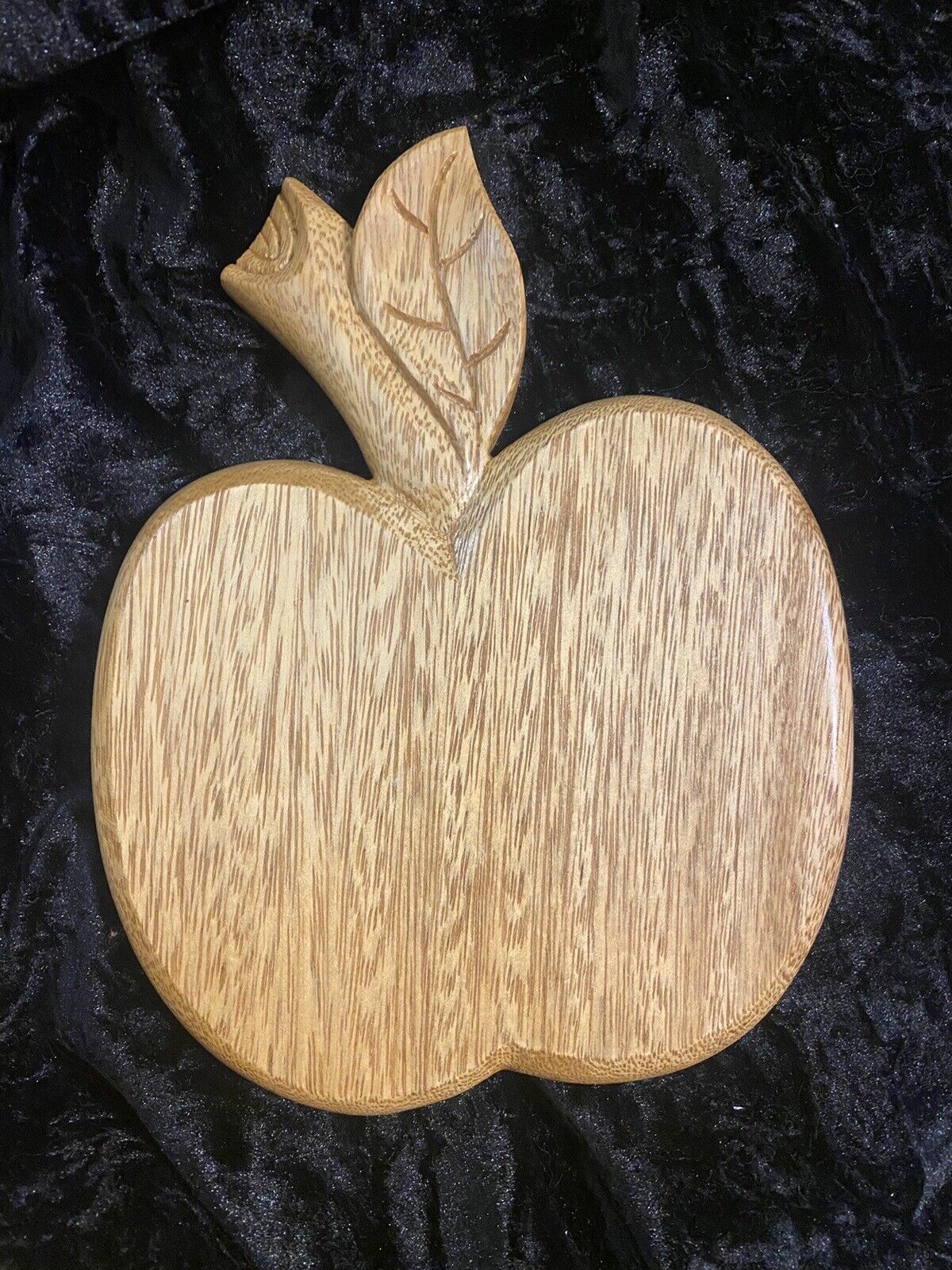 Vintage Wooden Apple Shaped Hot Dish Holder Approximately 7” X 9”