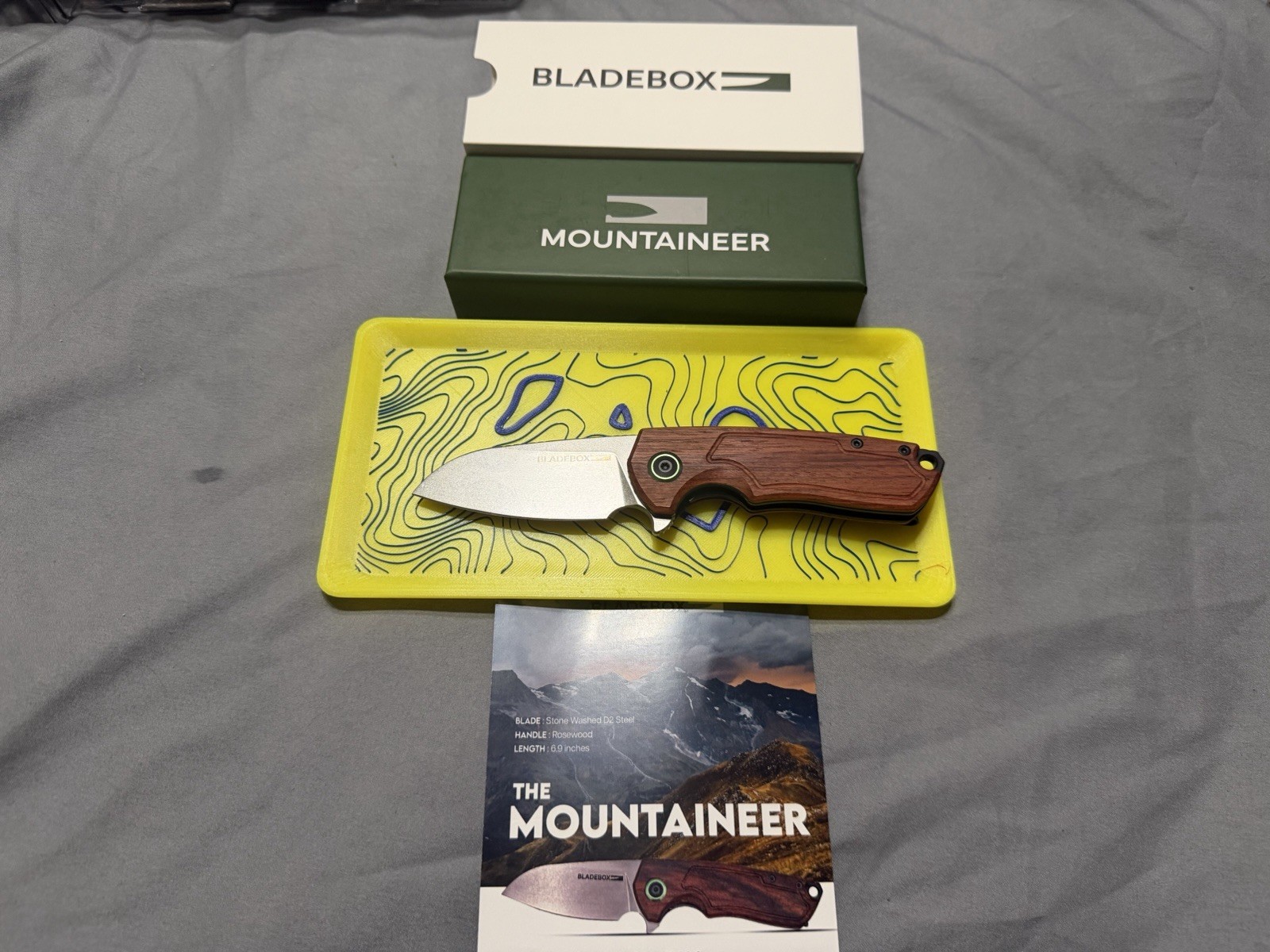 Blade Box Mountaineer  Knife W/ D2 Blade Steel Beautiful Wooden Handle