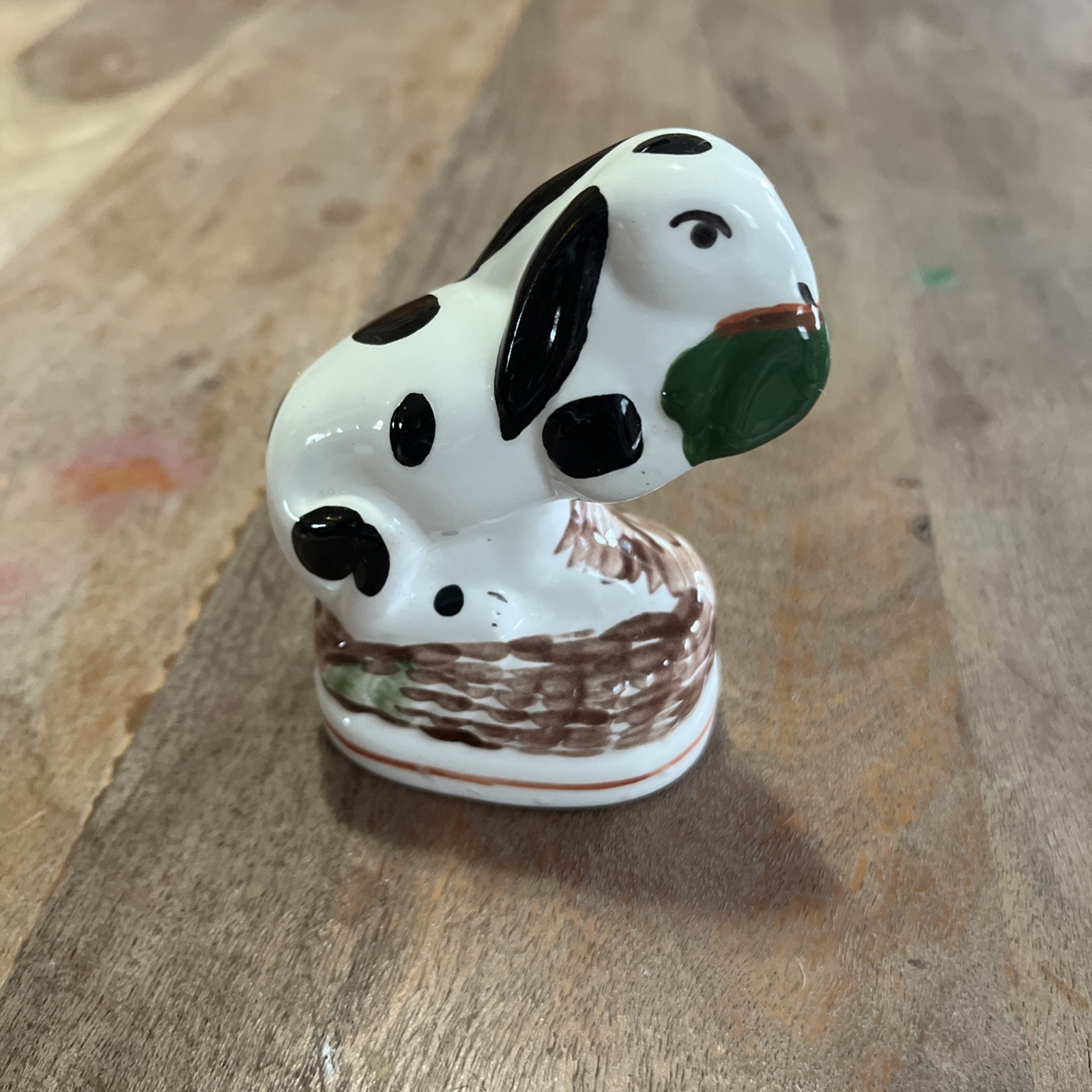 Vintage 1993 MMA SMI White Spotted Rabbit Figurine Metropolitan Museum Of Art