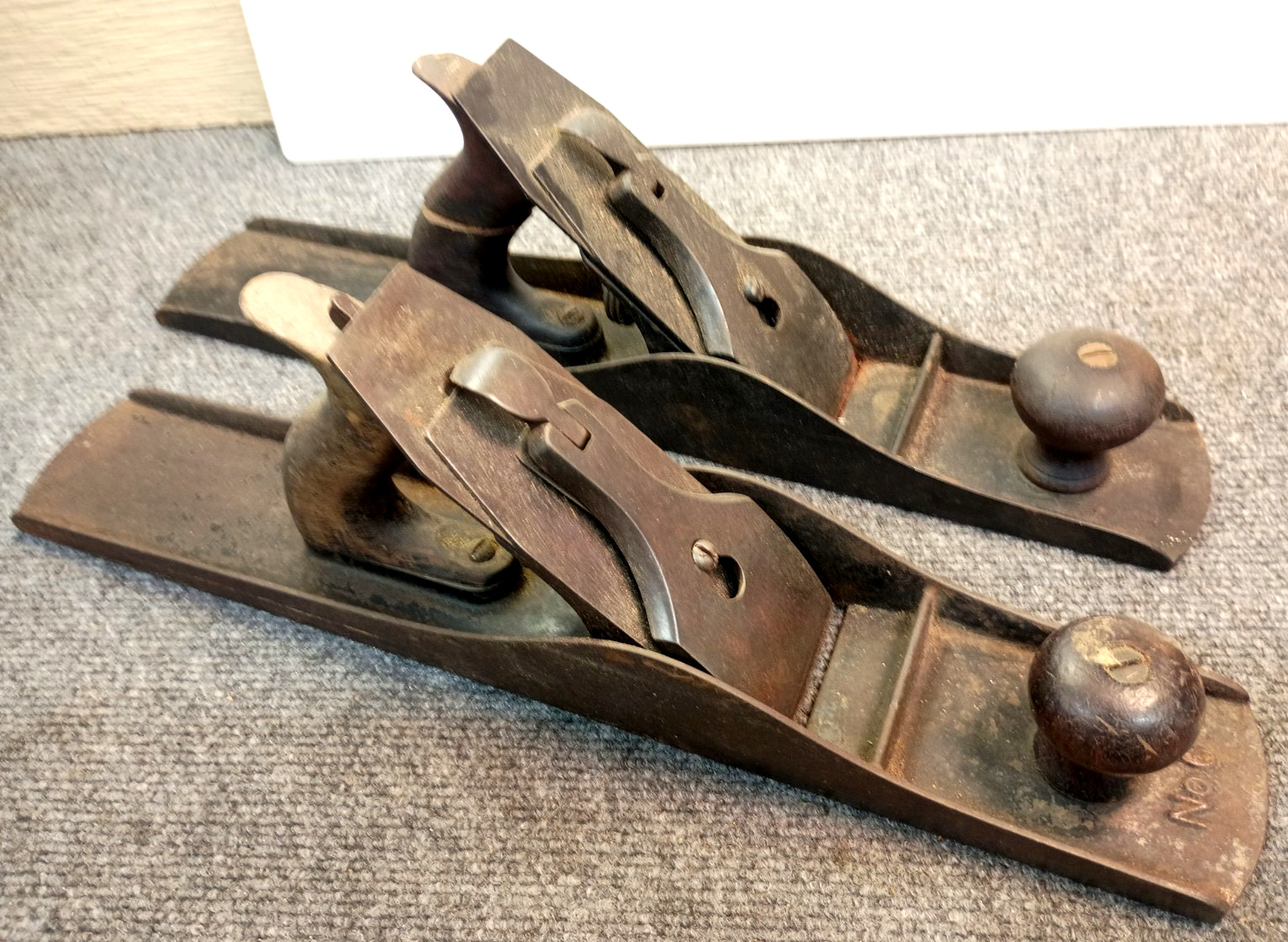Pair Stanley No 6 and Unmarked Similar Old SMOOTHING PLANE Barn Attic Antique OS Pair Stanley No 6 and Unmarked Similar Old SMOOTHING PLANE Barn Attic Antique OS