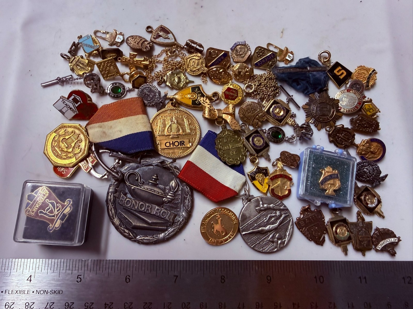 Collection Lot Great Variety Vintage and Modern School Fraternal Jewelry - H13