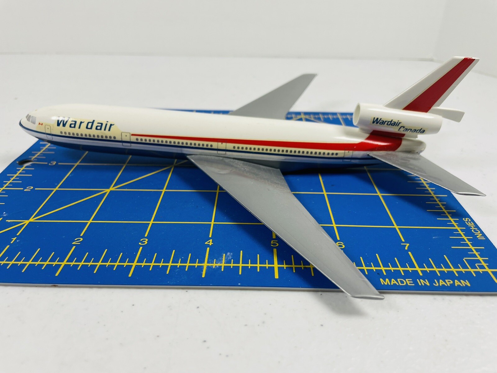 🔥 Vintage • Wardair Canada • Plastic Airplane • Read ~