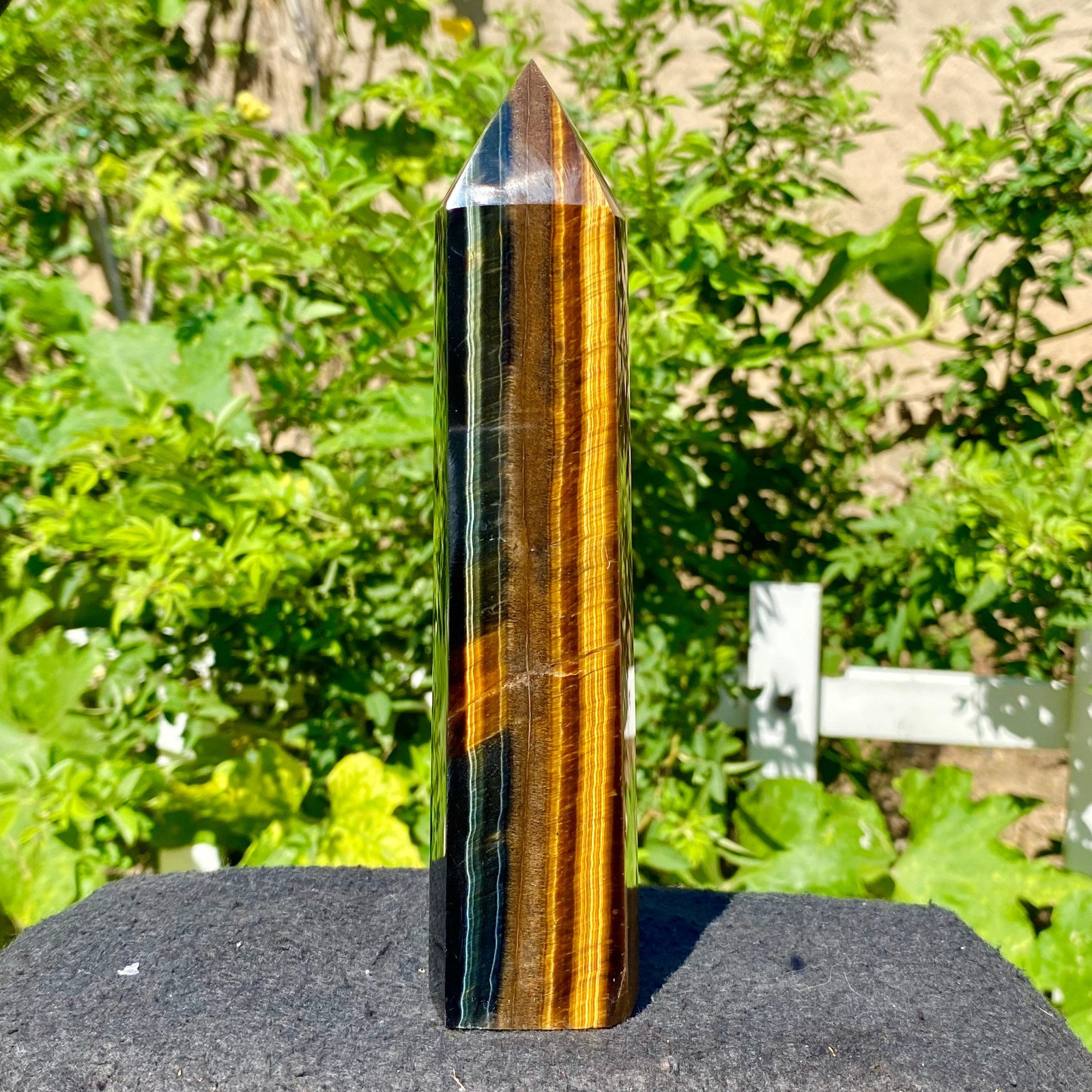 1.16LB Large Natural Tiger’s eye obelisk quartz crystal point wand healing