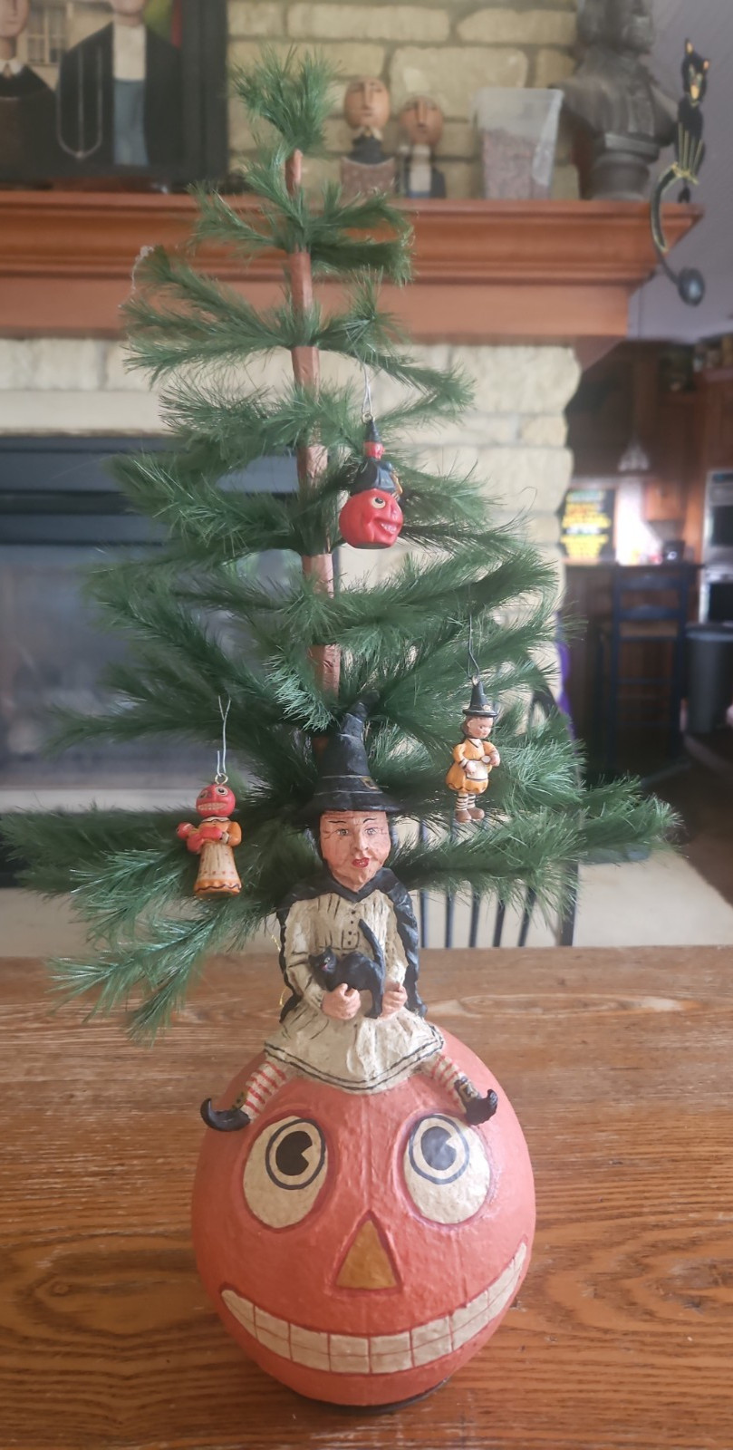 2000 David Critchfield Poliwoggs Halloween Christmas Feather Tree w/ Witch 2000 David Critchfield Poliwoggs Halloween Christmas Feather Tree w/ Witch
