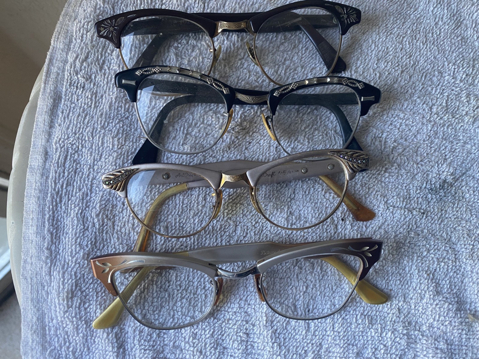 Vintage lot of 4 vintage eye glasses fram all make 1/10 12kgf