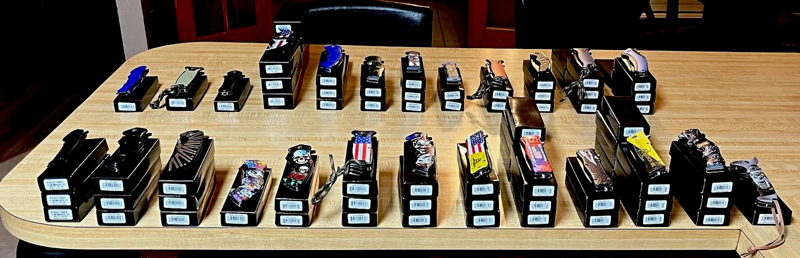 Wholesale 77 Pocket Knives New In Box Reseller Flea Market Job Lot Mixed Graphic