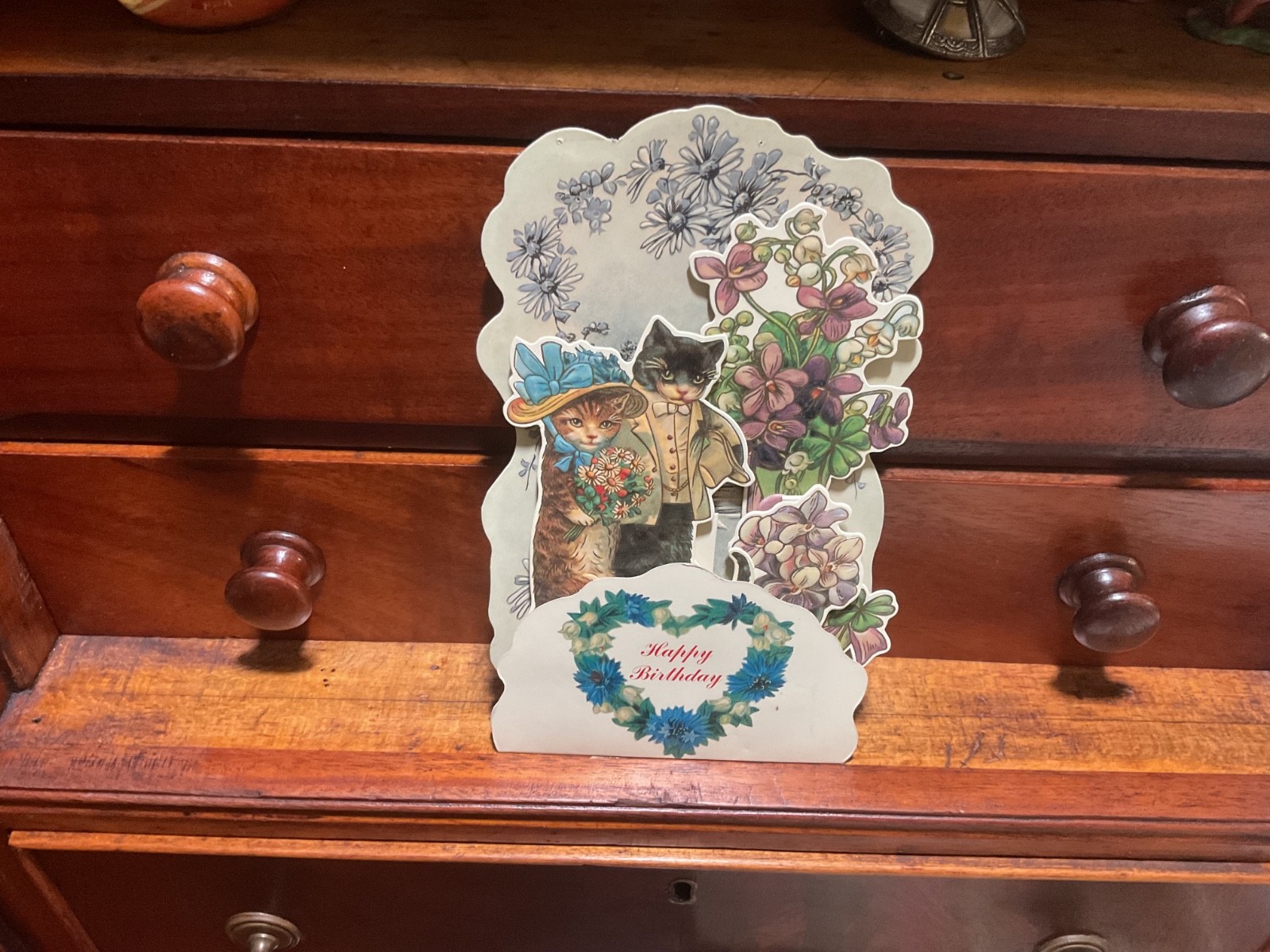 Antique VICTORIAN  happy birthday  Die-cutStand-Up Fold-Out
