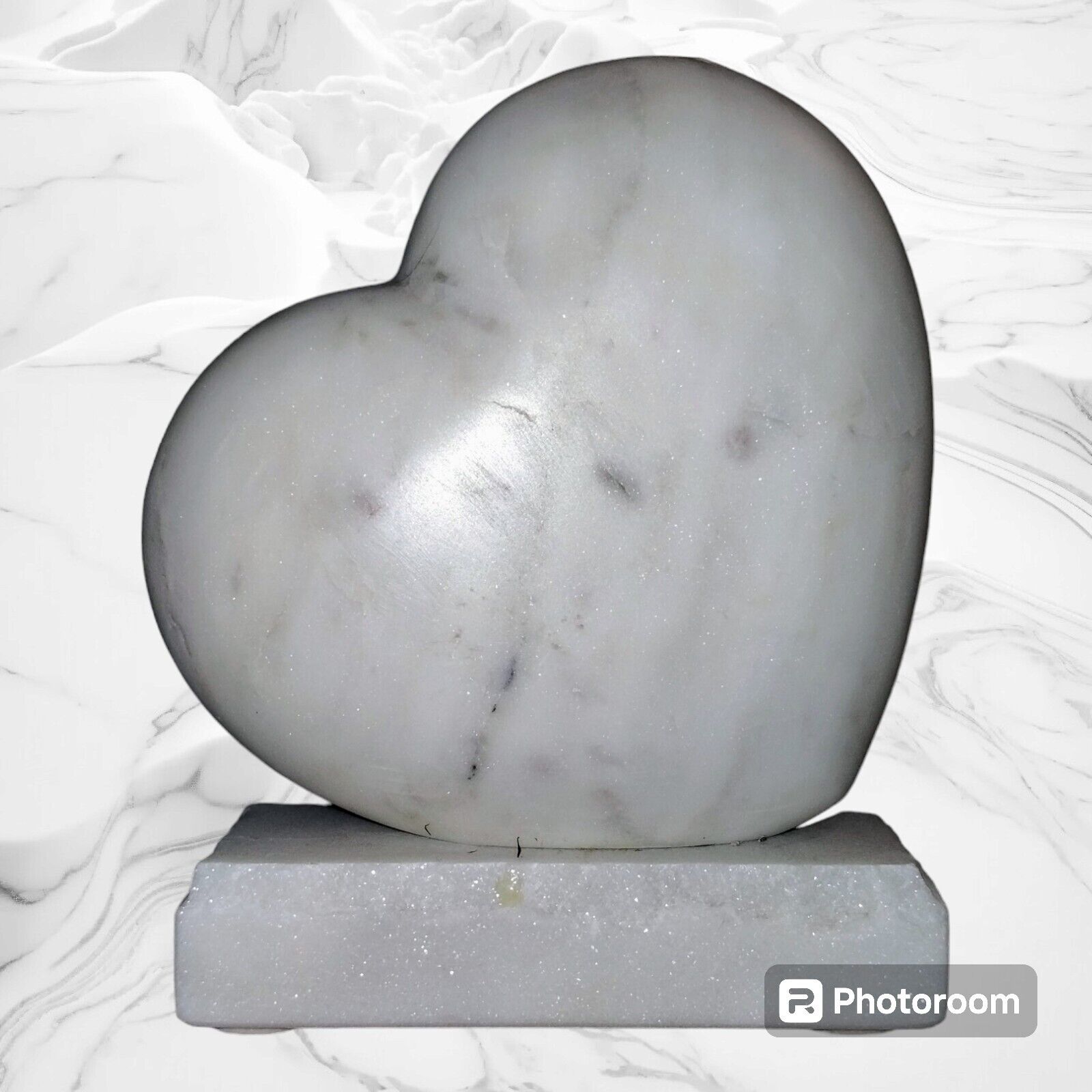 Marble Heart On Marble Base - ContemtArt