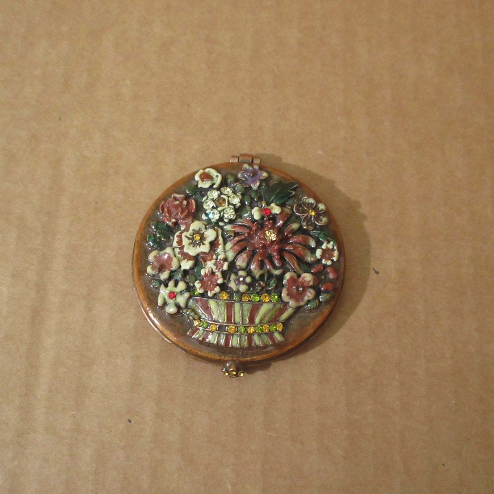Vtg Jay Strongwater Double Mirror Round Compact w/ Basket of Flowers 2.75\