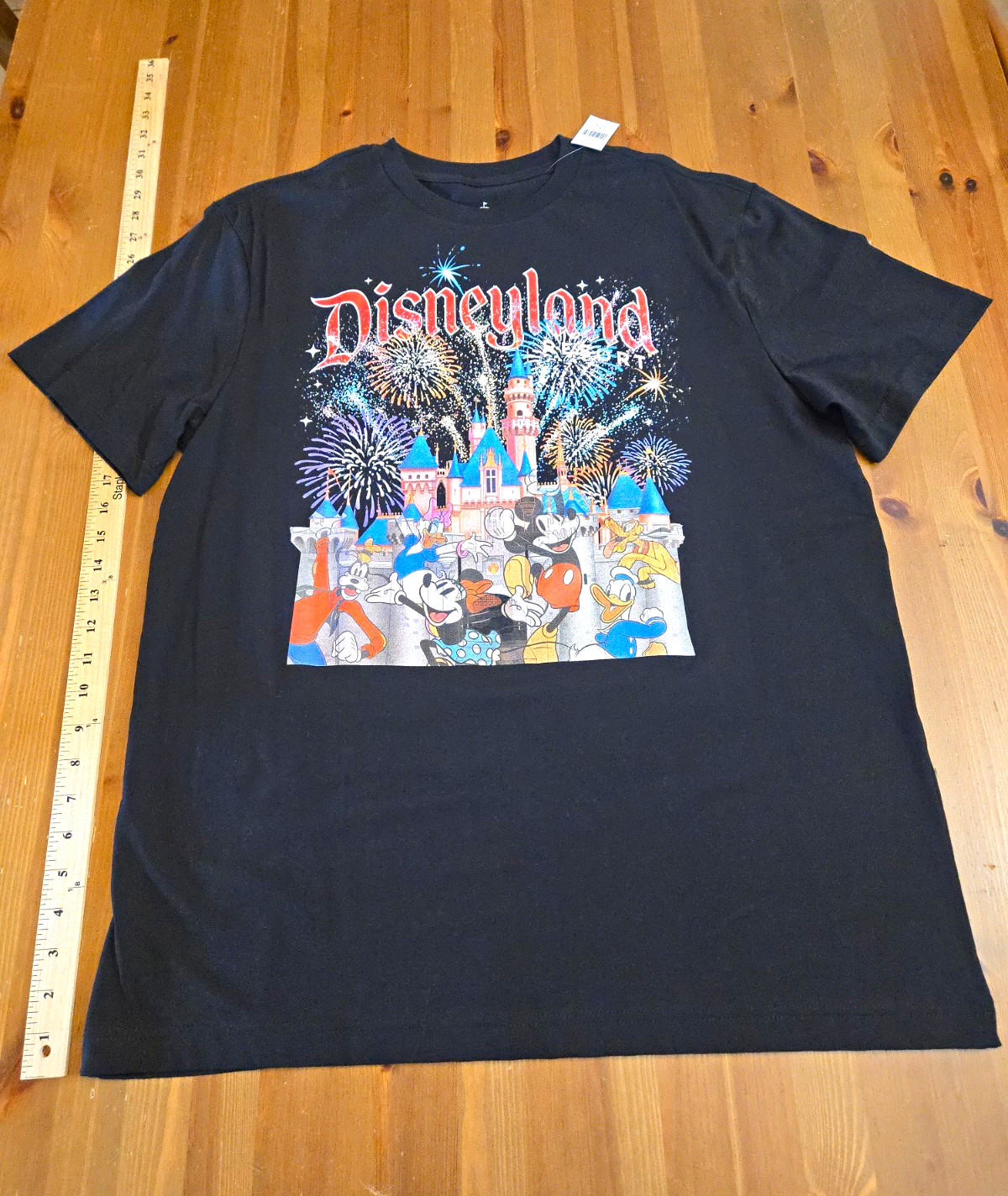 Disney Disneyland Fireworks Castle Mickey & Friends Black T-Shirt Adult L
