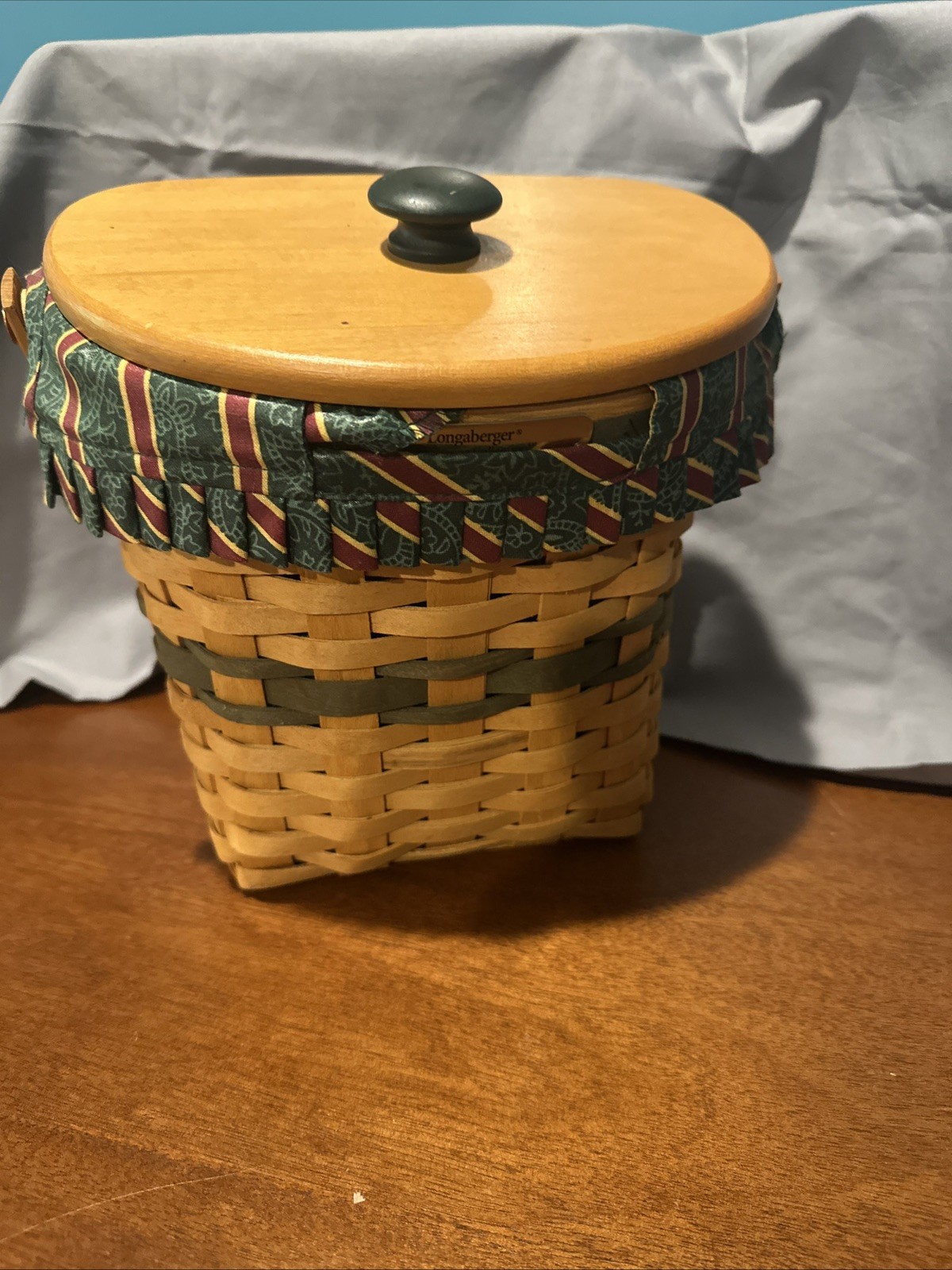 Longaberger 1998 Christmas Collection Glad Tidings Basket – Dated 1998 