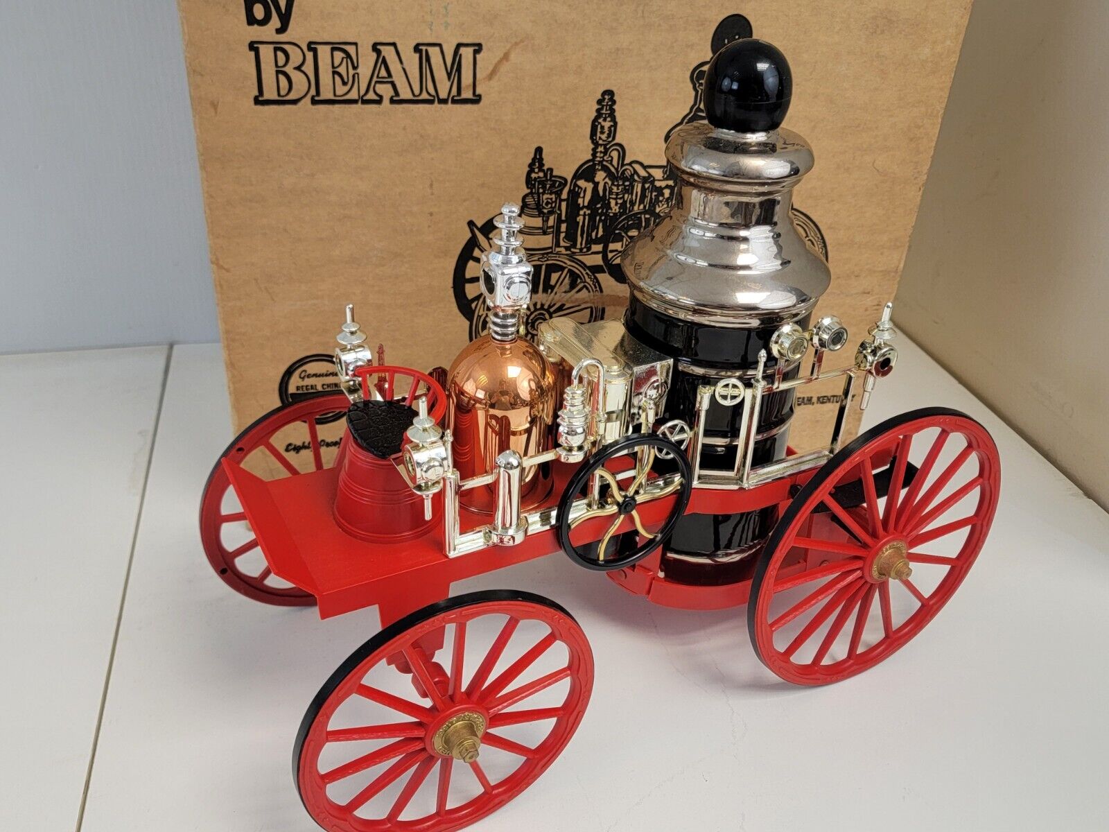 Vintage Jim Beam 1867 Mississippi Fire Engine Decanter Red Wagon Wheels Empty