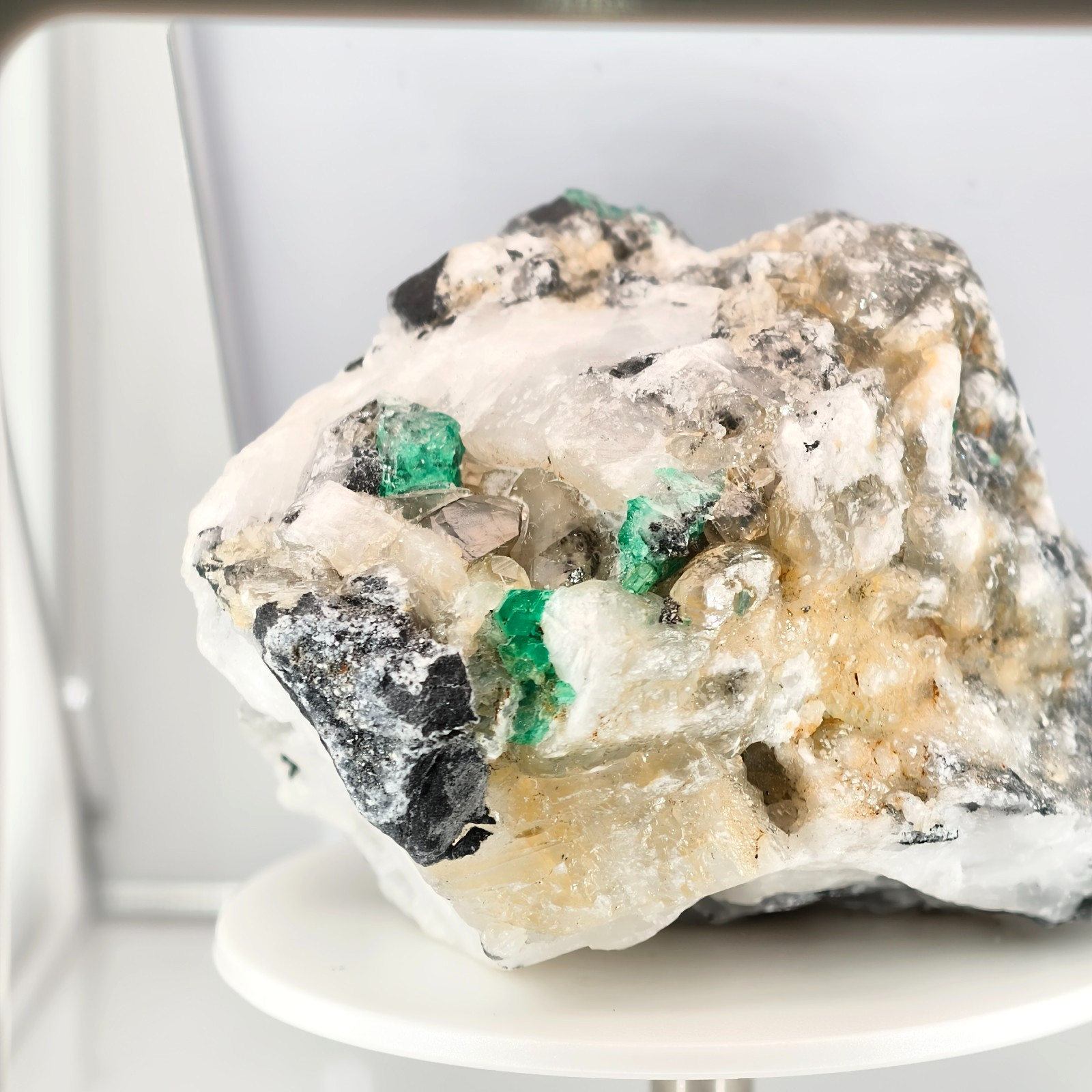 VERY CLEAR NATURAL EMERALD CRYSTAL ON MATRIX  FROM MUZO - COLOMBIA 105.8 grams