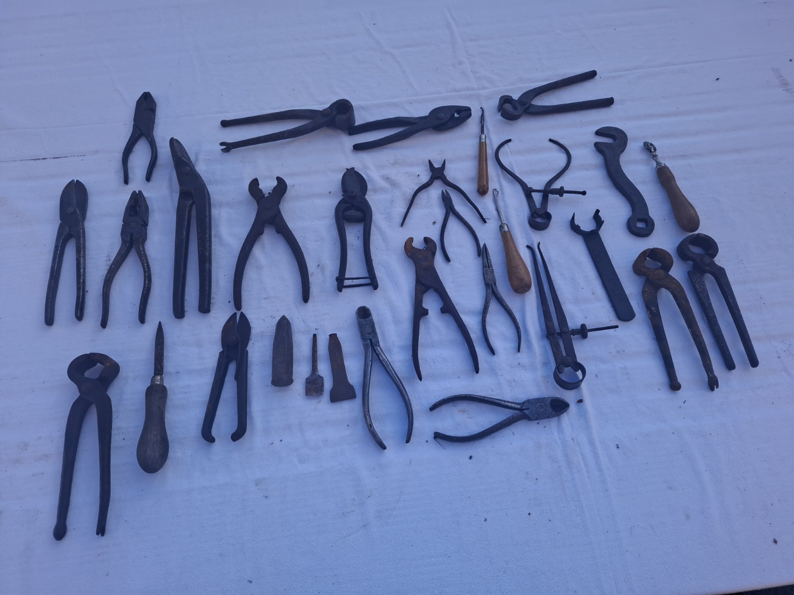 Joblot Vintage Antique Hand Tools, Pliers,  Knipex, Etc All Rusted, Sold As Seen