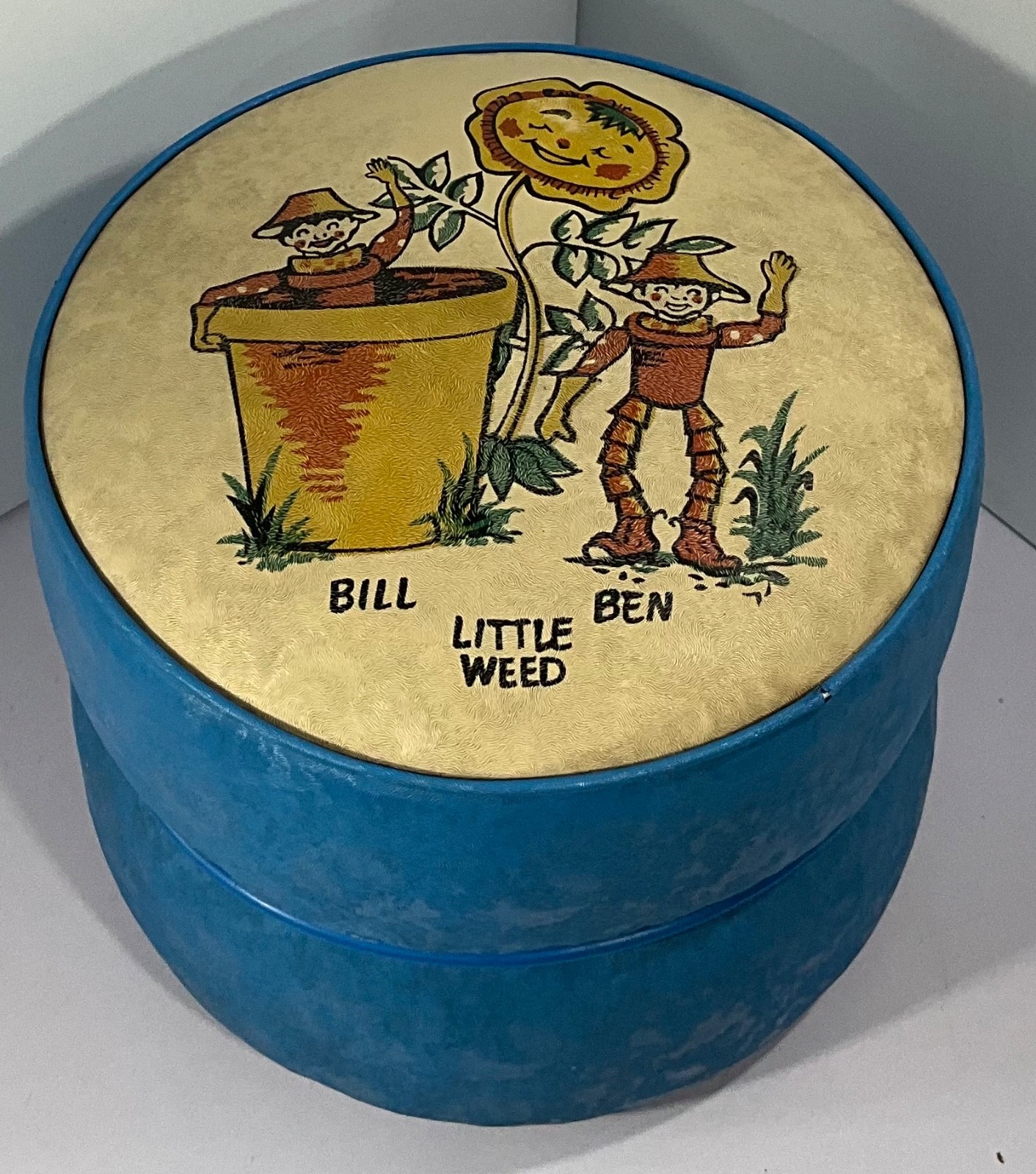 FABULOUS VINTAGE BILL & BEN CHILDREN’S TV SERIES FOOTSTOOL POUFFE