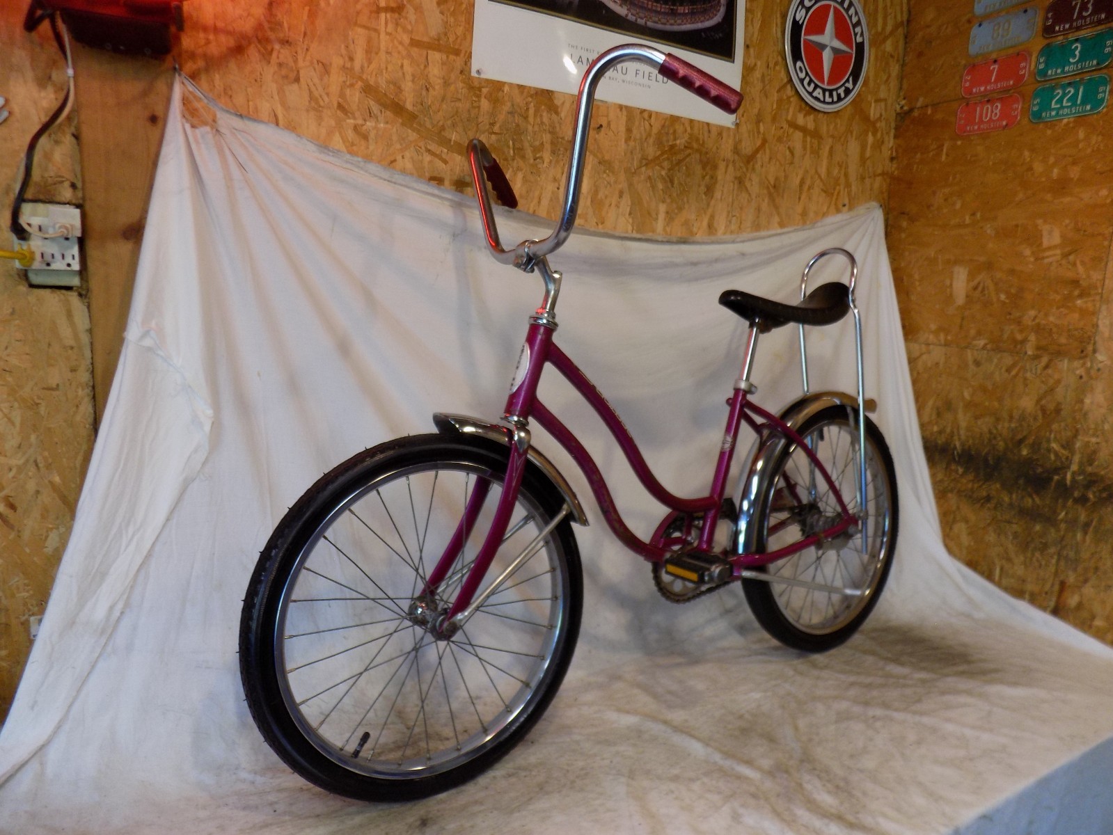 1968 SCHWINN FAIR LADY STINGRAY BANANA SEAT MUSCLE BIKE LIL CHIK PURPLE VINTAGE