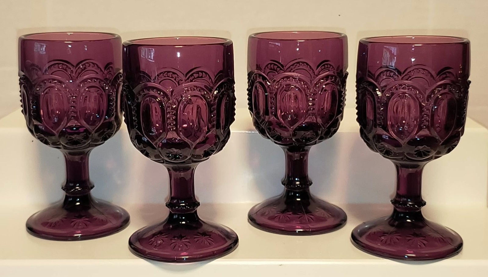 4 VTG L E SMITH AMETHYST PURPLE MOON & STARS CORDIAL GLASS GOBLETS- 4.5\