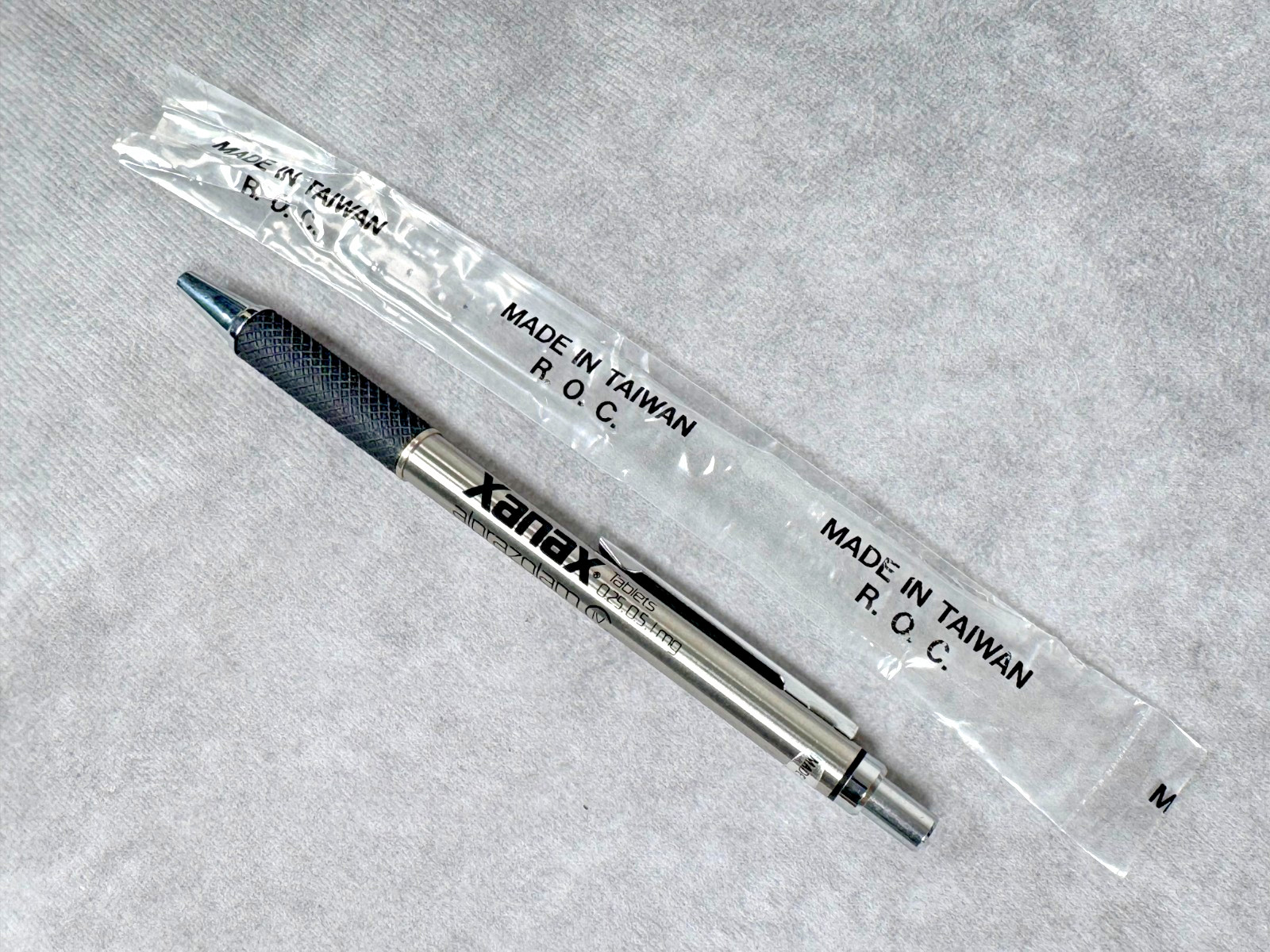 Xanax Alprazolam Drug Rep Pharmaceutical Pen NOS Vintage Promo Advertising