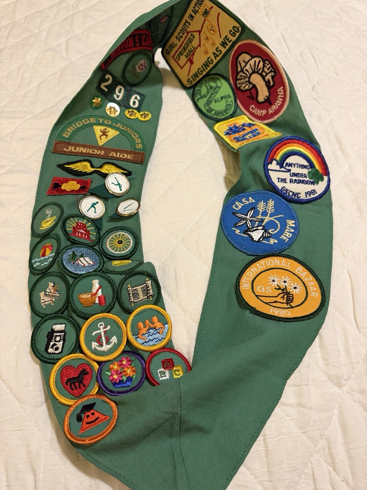 Vintage Girl Scouts Green Sash & 30+ Patches & Badges 1980-1981