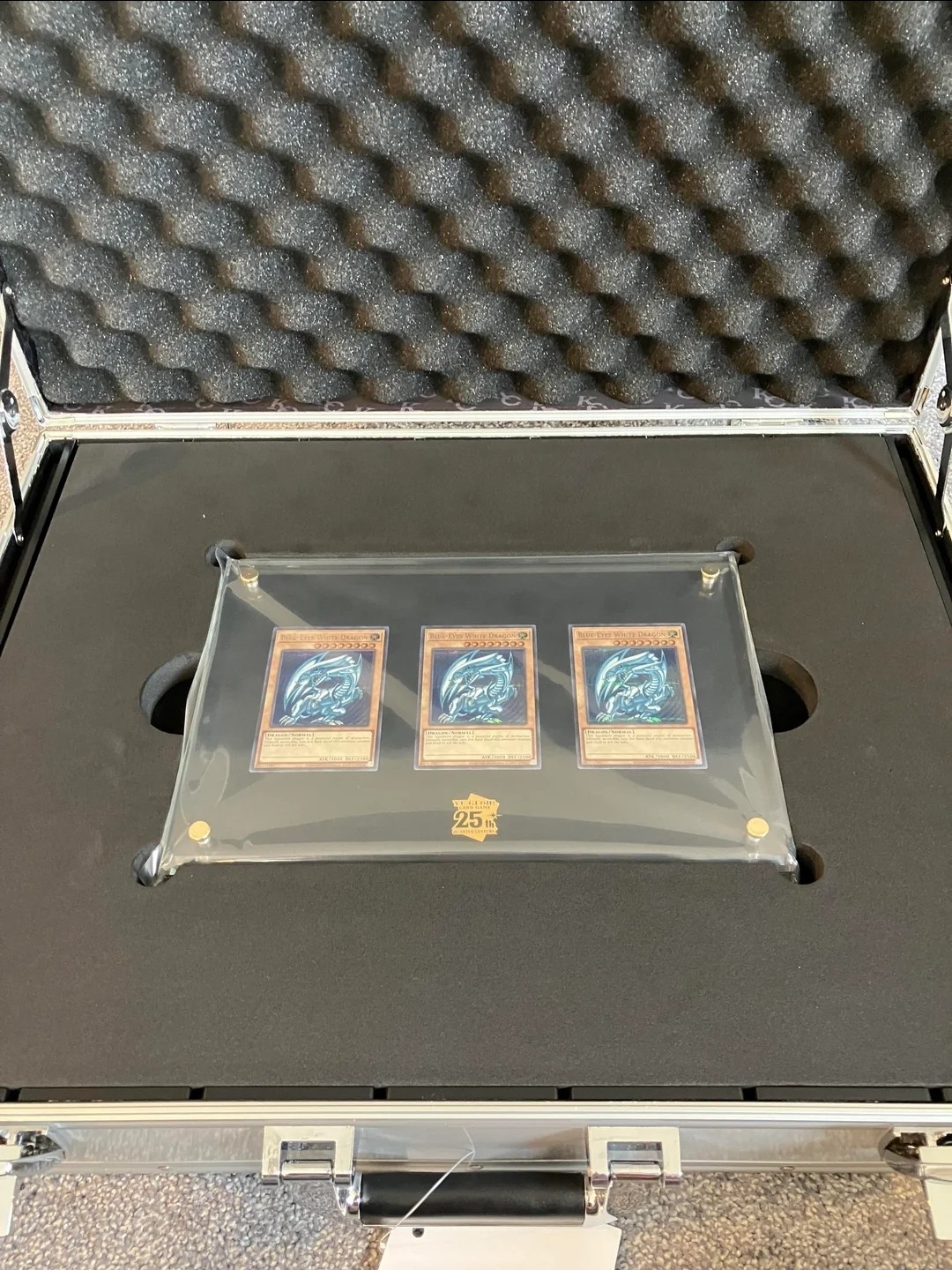 Yu-Gi-Oh Kaiba Ultimate 25th Anniversary Set ENGLISH