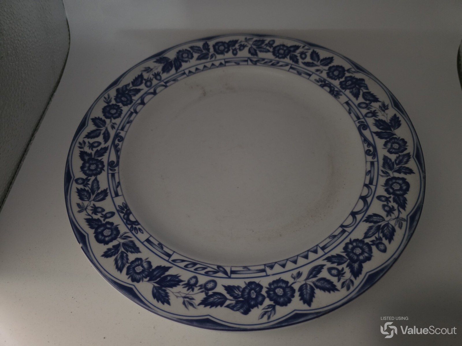 Cooks Club Englishtown Blue Floral Ceramic Plate 10–11