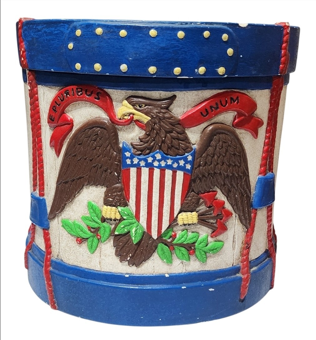 VTG RARE 1975 Albertas Molds 1776 Independence July 4th Eagle Drum Container MCM