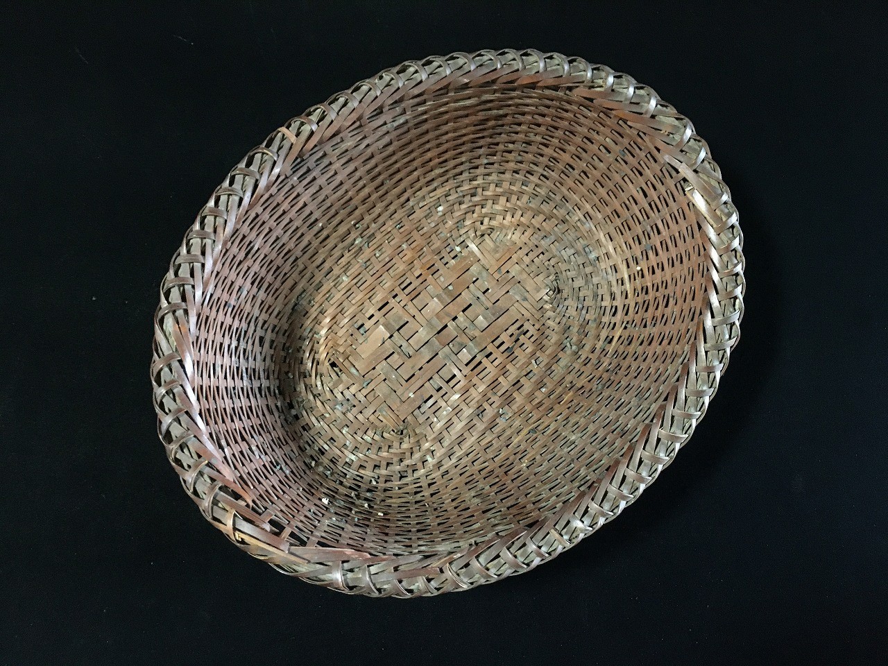 V0435 / Vintage Japanese Basket Oval Woven Fruit Bowl Bread Tray Storage