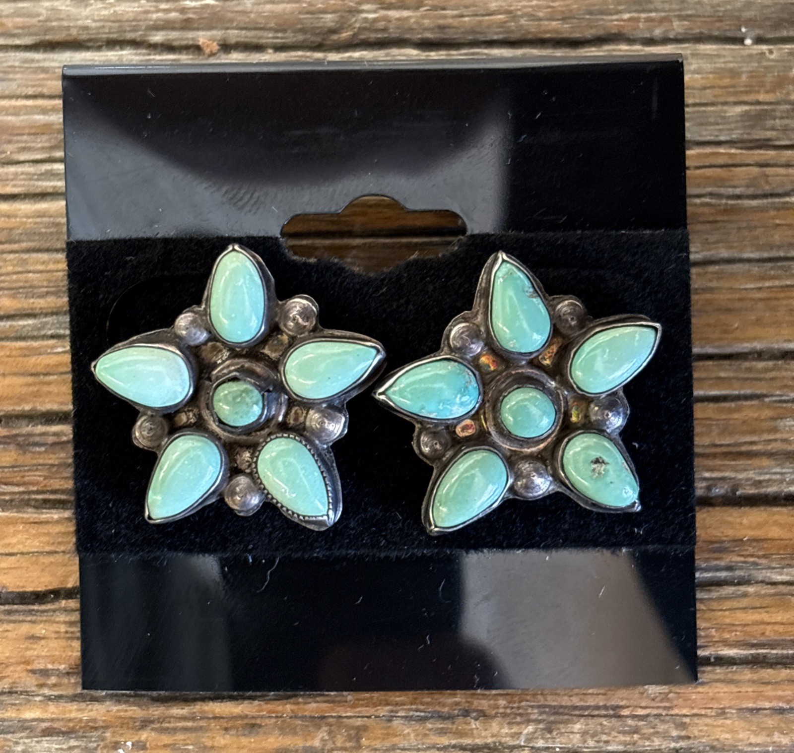 Vintage Native American Turquoise Earrings Sterling Silver Zuni OLD PETTYPOINT Vintage Native American Turquoise Earrings Sterling Silver Zuni OLD PETTYPOINT